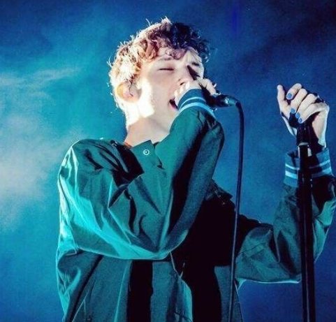 求推荐一些戳爷好听的歌，要好听啊！