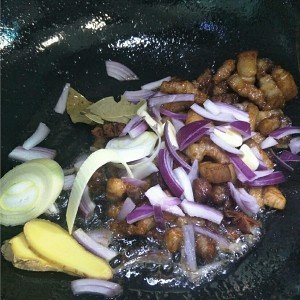 卤肉卷饼怎么做啊