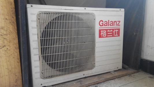 空调室外机电容接法