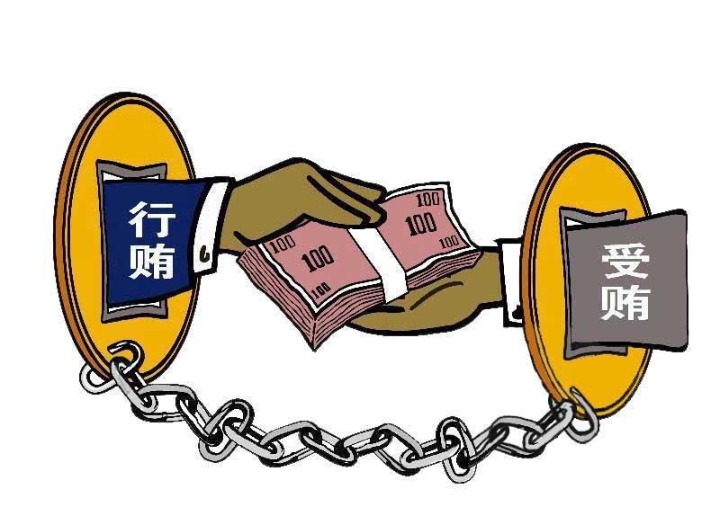 银行的借款利息是怎么计算的比如说借两万块，一个月利