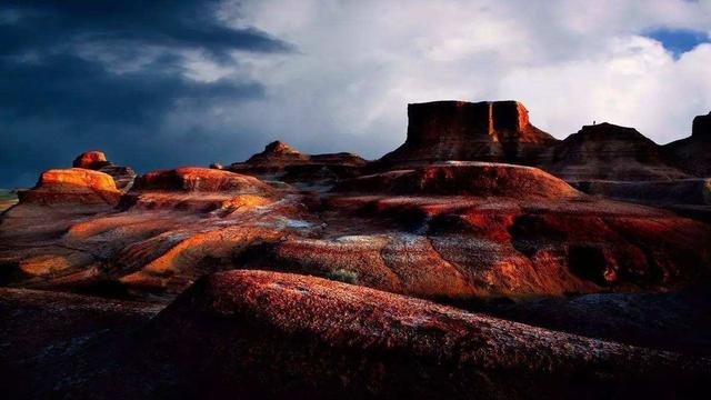 新疆的魔鬼城在什么地方?距离克拉玛依有多远?