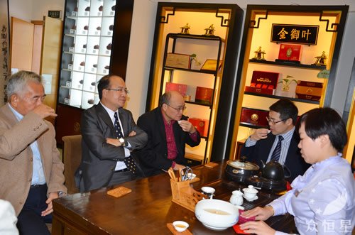 中央通讯社的历史沿革