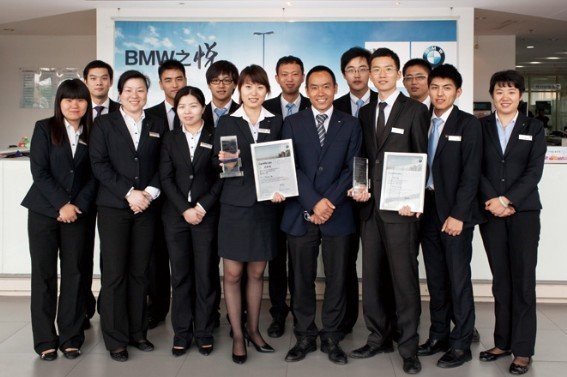 汽车销售人员的岗位职责是什么？