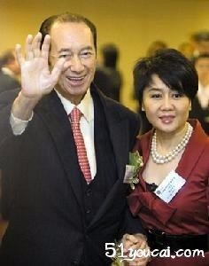 赌王何鸿燊老婆图片