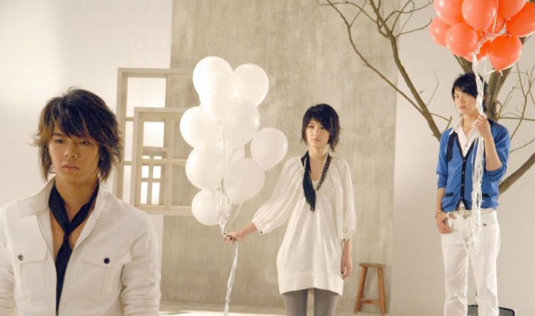 “是谁的心啊 孤单的流下 他还好吗”这首歌叫什么名字 谢谢