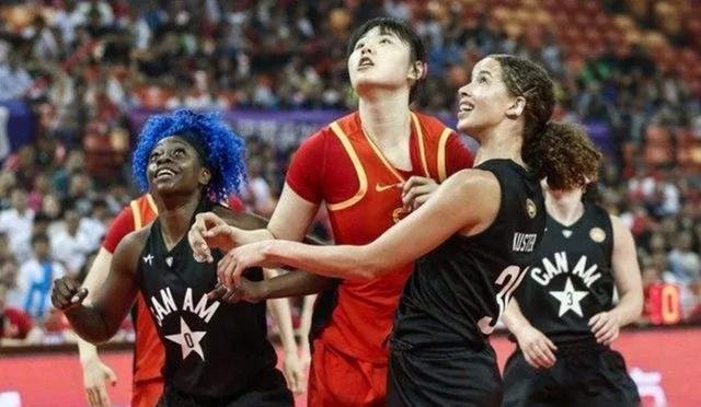CBA新星赵义明爱上女篮国手李月汝现状如何？
