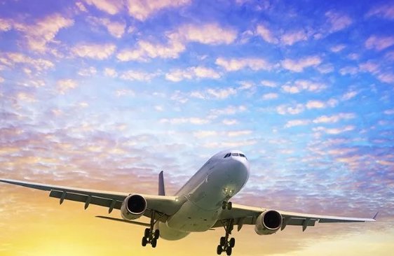 中英间定期客运航线航班暂停运行,这是为何?