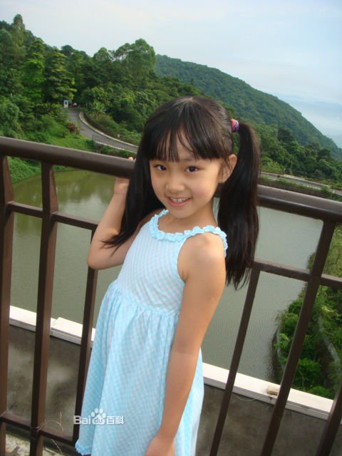 这个小童星是谁？