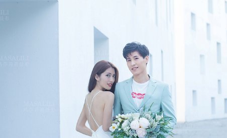 男女之间最容易日久生情的关系有哪些？