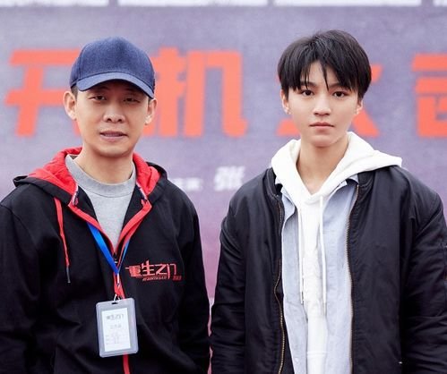 在《重生之门》中潘粤明和王俊凯演父子，你对他们的表现都有哪些期待？