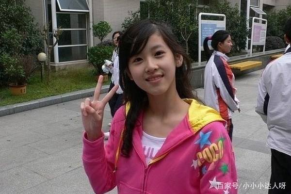 90后的明星身价一个比一个高，杨紫3亿的身价比不上易烊千玺，谁最高？