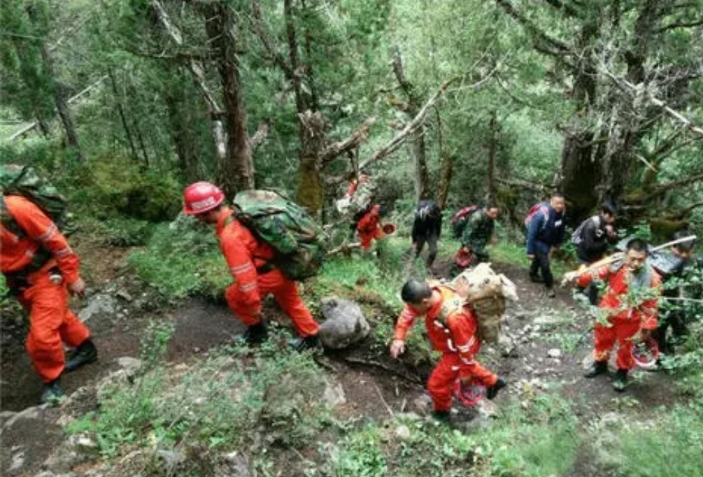 你如何看待广西14岁女孩上山采药失踪3天后获救这件事？