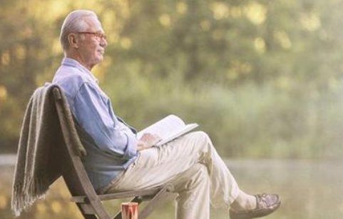 浙江最长寿老人清代出生，50岁仍生子，为何网友说她长寿和男人有关？