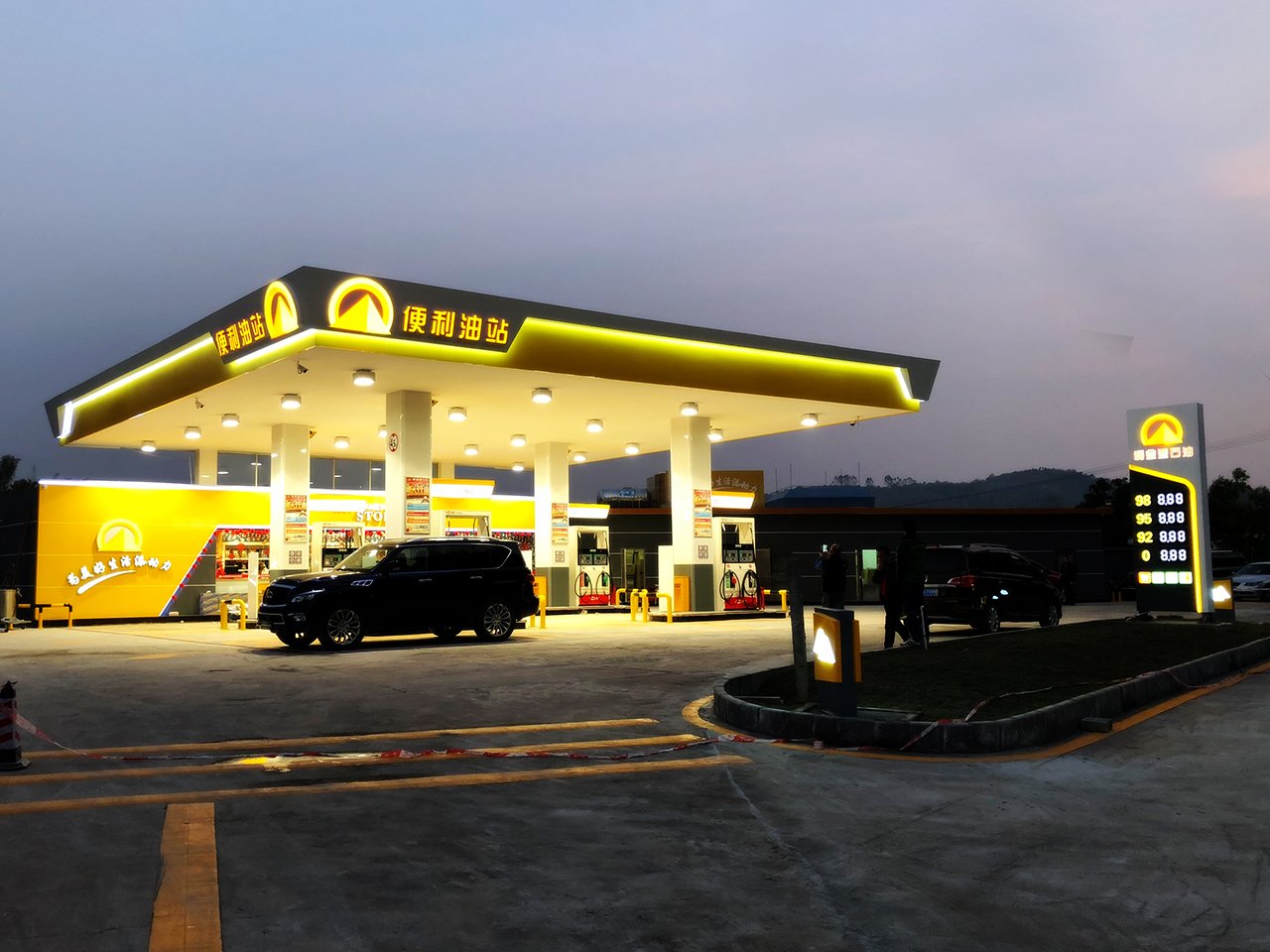 国内油价年内第11次上调，加满一箱将多花5.5元，油价为何又上涨了？