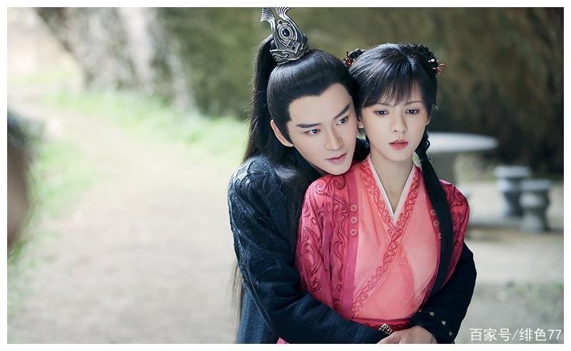 琉璃中乌童只是囚禁玲珑,都对玲珑的人生造成了什么影响?