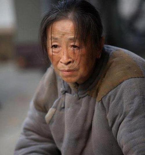 新凤霞之子谈张少华去世，哪些信息值得关注？