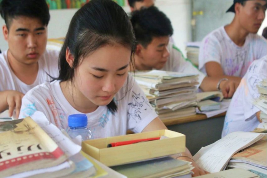 高考复读怎么报名？