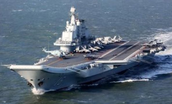 中国目前有几艘航母在建中国应该多建航母