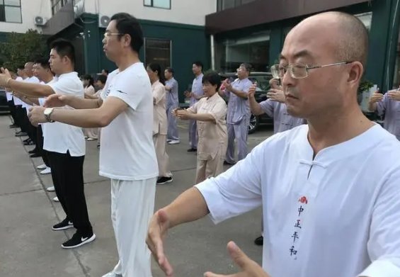 站桩的正确方法视频教程国家体育总局