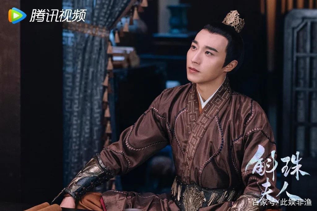 《斛珠夫人》中“卓英”究竟是什么身世?