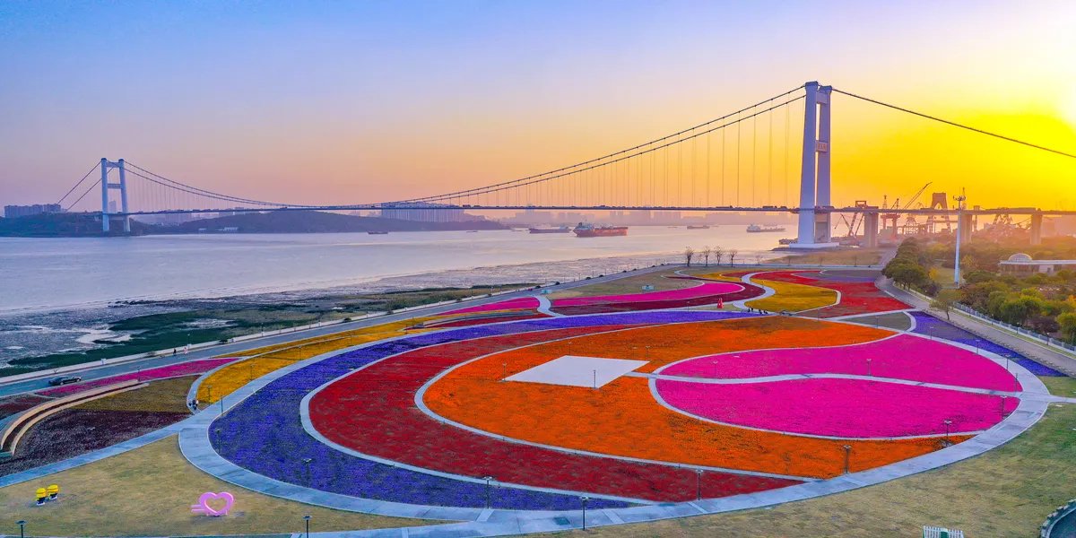 江苏靖江工业企业封闭管理或停产，此次疫情的爆发点在哪里？