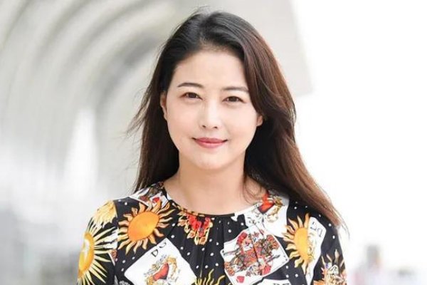 周海媚现在老公是谁