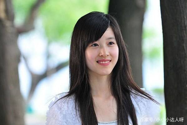 90后的明星身价一个比一个高，杨紫3亿的身价比不上易烊千玺，谁最高？