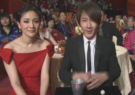 刘谦镜子魔术揭秘？