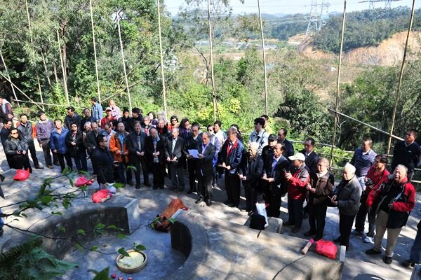 祖坟对后代有影响吗？