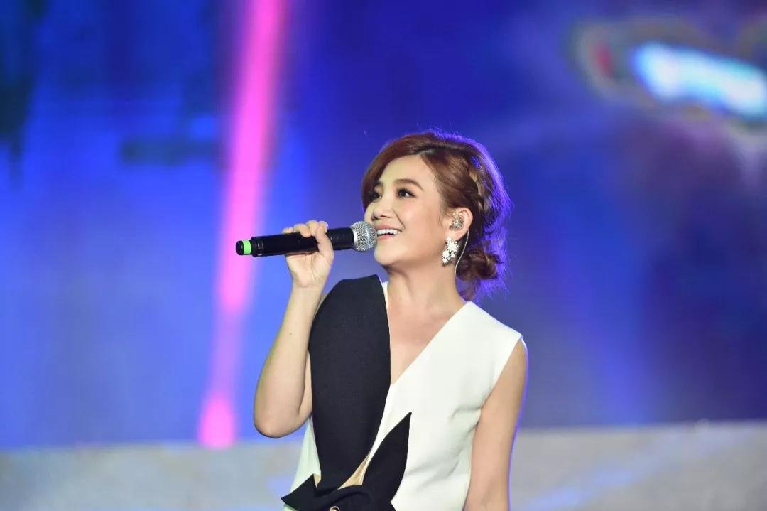 问 歌词 梁静茹