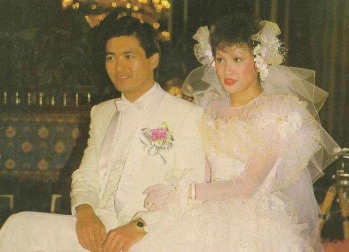 周润发老婆陈荟莲的个人资料 为什么不生儿育女