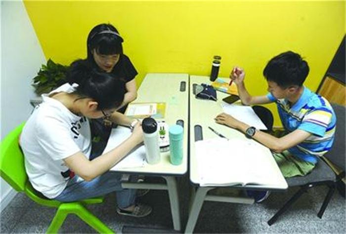 学霸们为什么要开培训班收费?