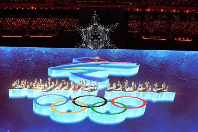 2022北京冬奥闭幕式烟花的路人视角有多震撼?