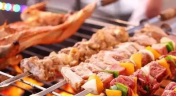 户外烧烤,哪种场地更适合