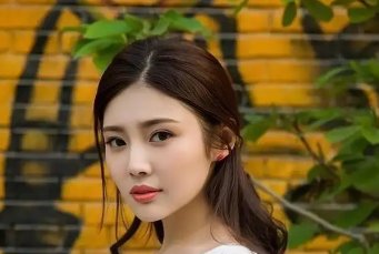 徐冬冬总因长相与身材而频繁受到网友的攻击，她是如何回应这些外貌攻击的？