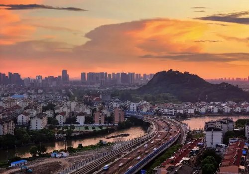 最牛县级市2021年GDP超4700亿，昆山的经济快速增长靠的是什么？