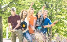 因丈夫不愿生娃,妻子选择起诉离婚,结婚就一定要生孩子吗?