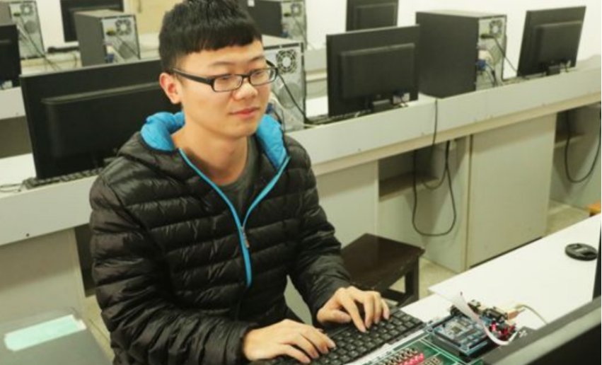 2023安徽高考分数几点出来