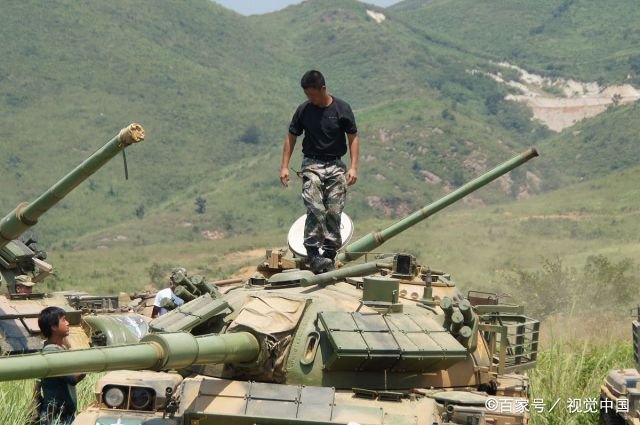 明星发福后，钱枫大饼脸，华少190斤，最过分的却是陆毅，你能认出来吗？