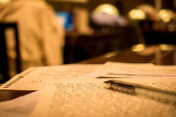 考研考点出来再订房来得及吗?