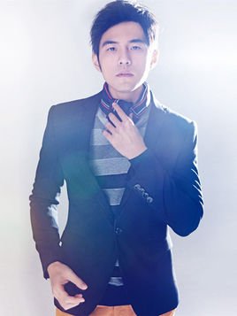 黑色毛衣歌词是什么?