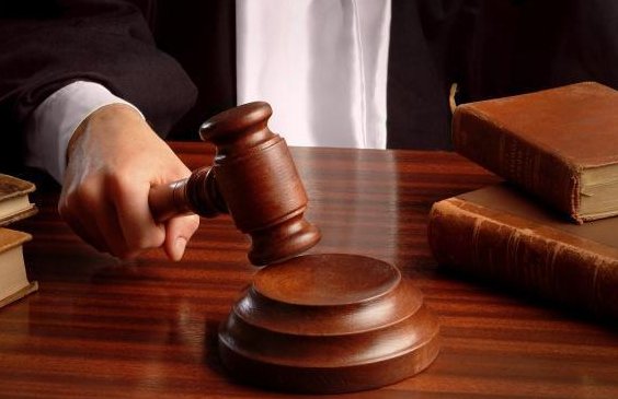 唐山被打女子看起来伤情很严重，为何2人轻伤2人轻微伤？