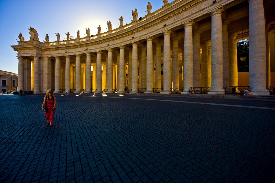 梵蒂冈广播电台的中文广播时间及频率