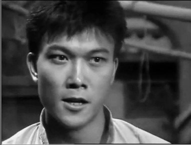 霍元甲的遗腹子叫霍东觉，为什么又出来一个霍东阁？和霍东觉是一个人吗？