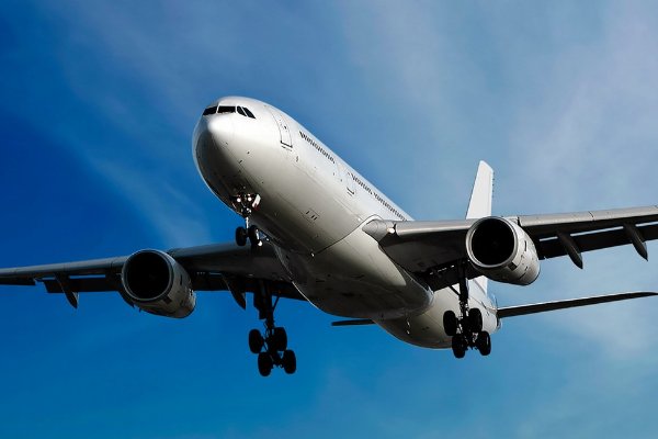 飞机客服咨询电话24小时