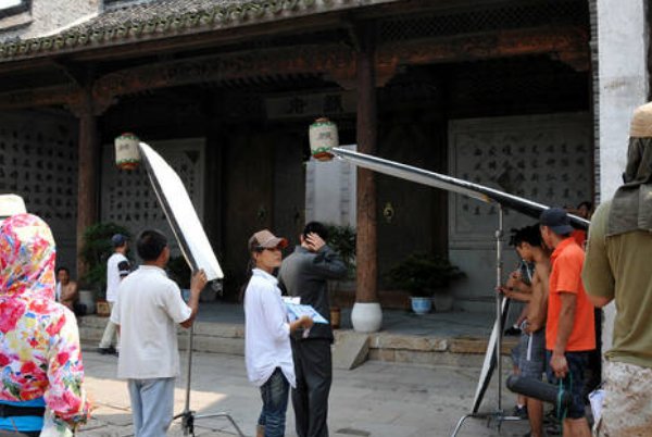 岁岁青莲是什么意思