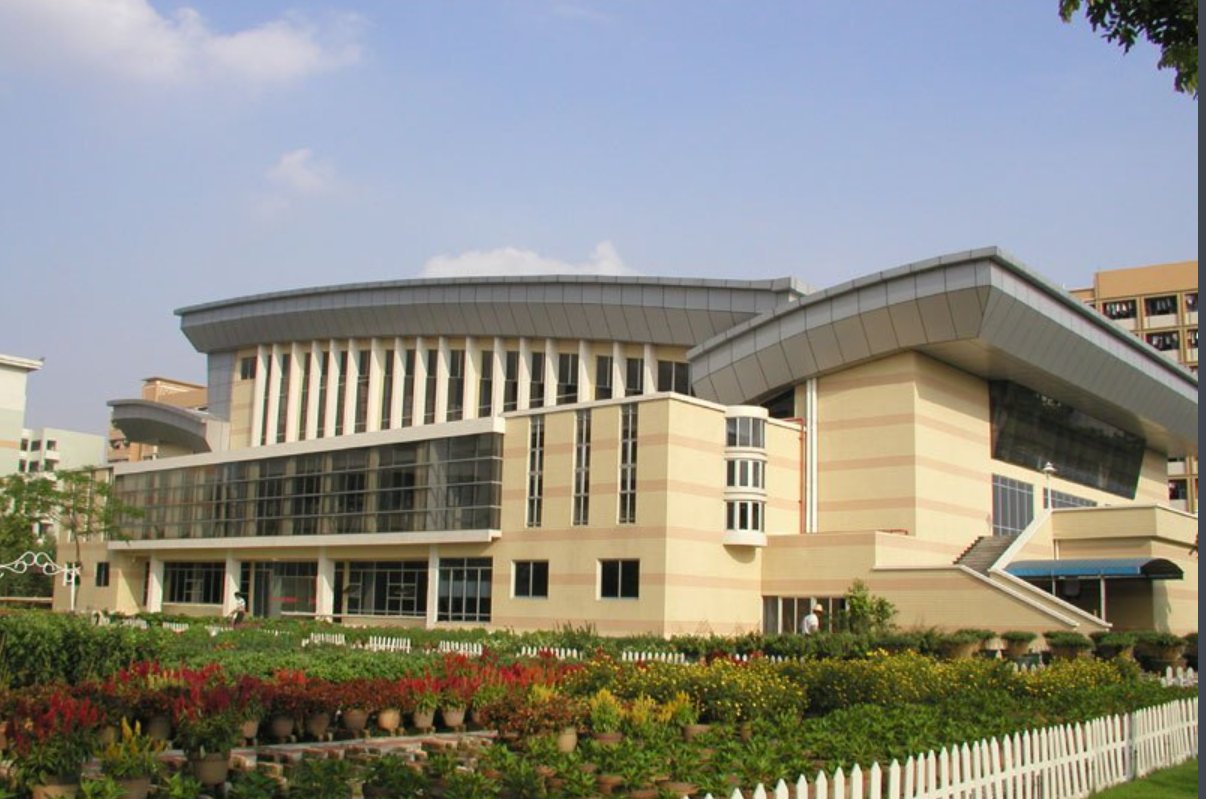 广东白云学院是什么学校？