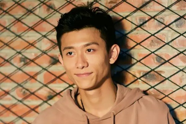 张一山老婆叫什么名字