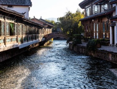 丽江古城民宿多少钱一晚上啊？