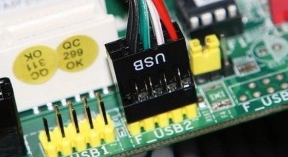 电脑机箱USB接口怎么用?怎么用USB线?